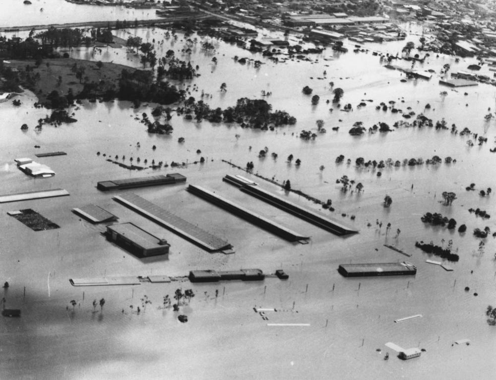 Flood damage at Rocklea caused by the 1974 Brisbane flood, 'John Oxley Library, State Library of Queensland Image: 177194'